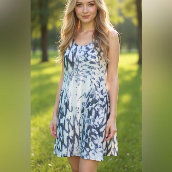 Paper Crane Blue and White Tie-Dye Dress Size M - Picture 1 of 4